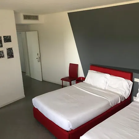 イン Penaceto